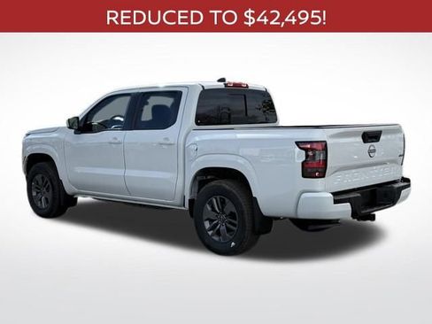 New 2026 Nissan Frontier SV w/ All-Weather Content Package AWD/4WD image 8