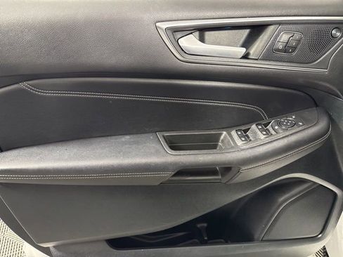 Used 2022 Ford Edge Titanium w/ Class II Trailer Tow Package image 20