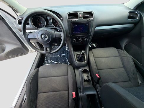 Used 2010 Volkswagen Golf 2-Door image 15