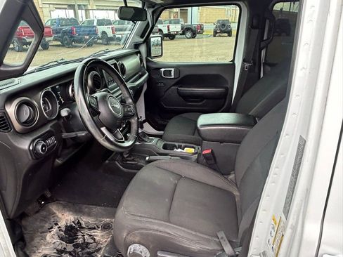 Used 2020 Jeep Wrangler Unlimited Sport AWD/4WD image 11