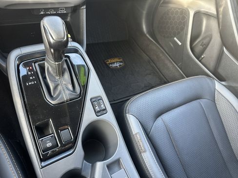 Used 2024 Subaru Crosstrek 2.5i Wilderness w/ Crosstrek Mirror Package image 19