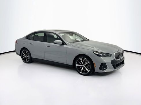 New 2026 BMW 530i w/ M Sport Package image 3