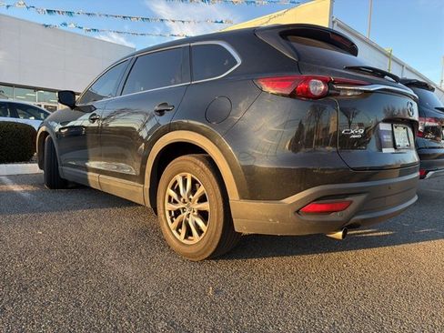 Used 2019 MAZDA CX-9 Touring w/ Touring Premium Package image 4