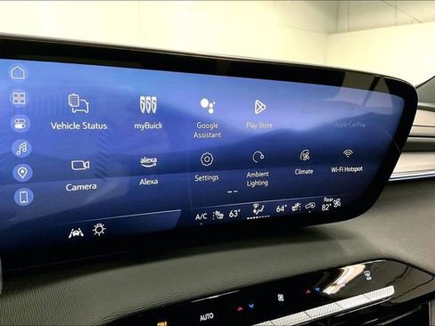 Used 2025 Buick Enclave Sport Touring image 30