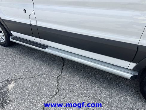 Used 2025 Ford Transit 250 Low Roof w/ Exterior Upgrade Package RWD image 30
