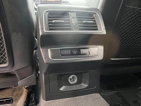 Used 2018 Audi SQ5 Prestige w/ Prestige Package image 31