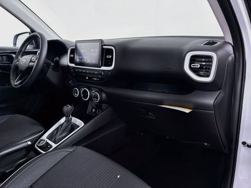 New 2026 Hyundai Venue SEL FWD image 42