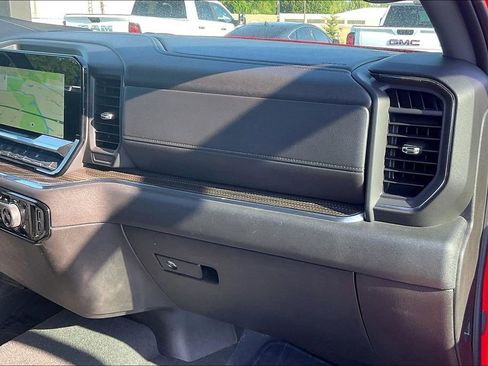 Used 2025 Chevrolet Silverado 1500 LT AWD/4WD image 27