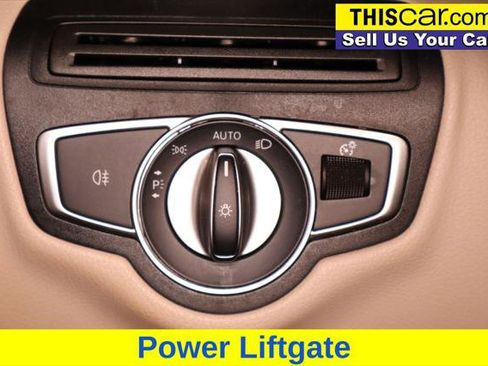 Used 2020 Mercedes-Benz GLC 300 image 21