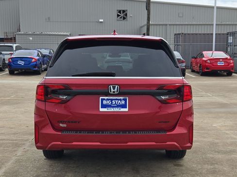 Used 2026 Honda Odyssey Sport-L image 5