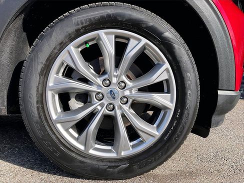 Used 2023 Ford Explorer Limited image 37