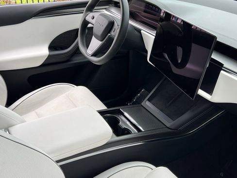 Used 2023 Tesla Model X Plaid AWD/4WD image 30