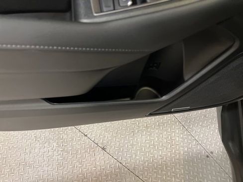 Certified 2025 Subaru Outback Limited image 52