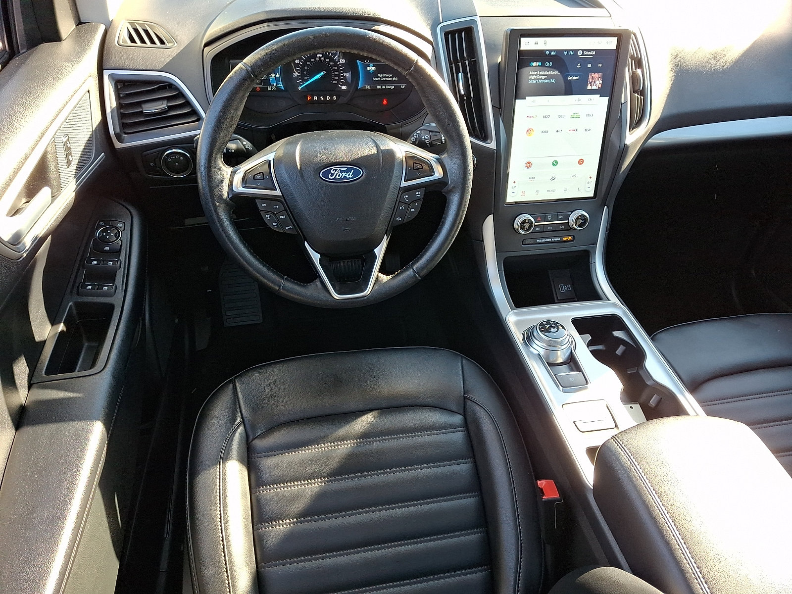 Used 2024 Ford Edge SEL w/ Convenience Package AWD/4WD image 2