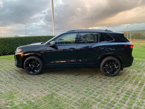 New 2026 Volkswagen Tiguan SE R-Line FWD image 5