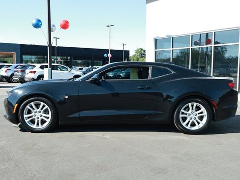 Used 2021 Chevrolet Camaro LS RWD image 9
