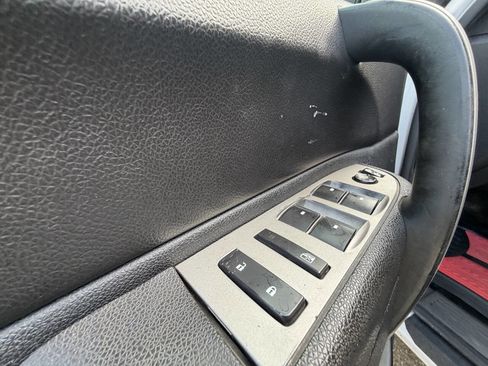 Used 2011 Chevrolet Silverado 2500 LT w/ Interior Plus Package image 24