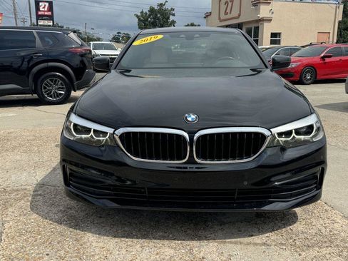 Used 2019 BMW 530i xDrive w/ Convenience Package AWD/4WD image 2