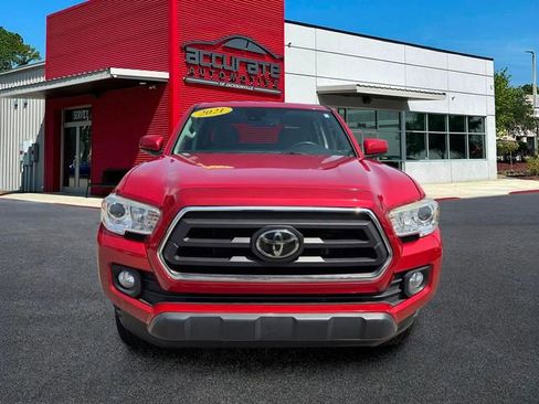 Used 2021 Toyota Tacoma SR5 RWD image 8