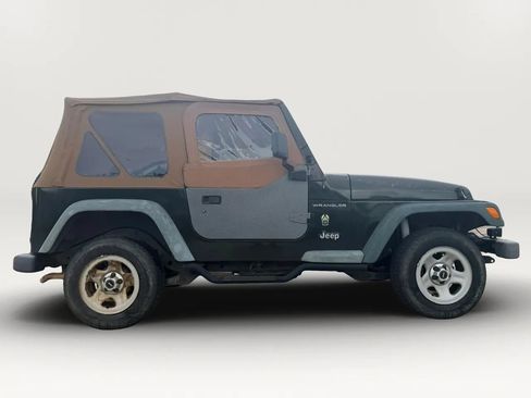 Used 1997 Jeep Wrangler SE AWD/4WD image 6