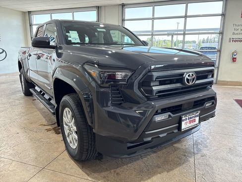 New 2026 Toyota Tacoma SR5 AWD/4WD image 4