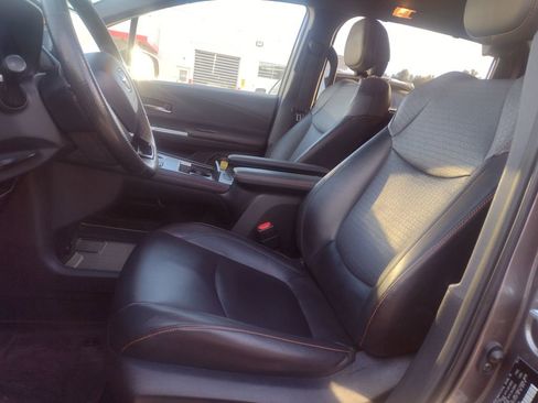 Used 2022 Toyota Sienna XSE image 17