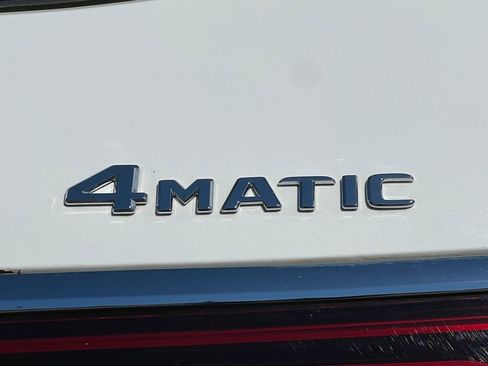Used 2022 Mercedes-Benz GLS 450 4MATIC image 10