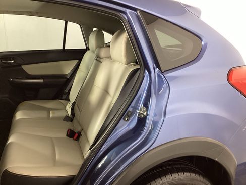 Used 2017 Subaru Crosstrek 2.0i Limited image 12