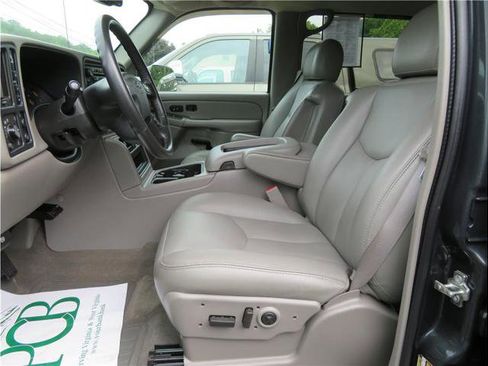 Used 2005 Chevrolet Silverado 3500 LT w/ Heavy-Duty Power Package image 4