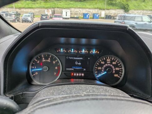 Used 2018 Ford F150 XLT w/ Equipment Group 302A Luxury AWD/4WD image 11