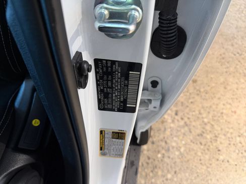 Used 2026 Hyundai Venue SEL FWD image 28