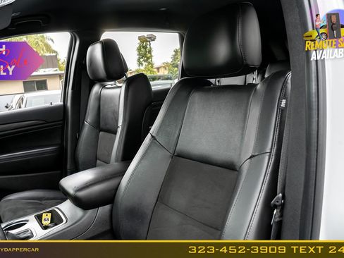 Used 2021 Jeep Grand Cherokee Laredo X AWD/4WD image 13