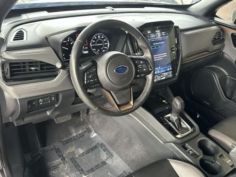 Used 2025 Subaru Forester Sport AWD/4WD image 13