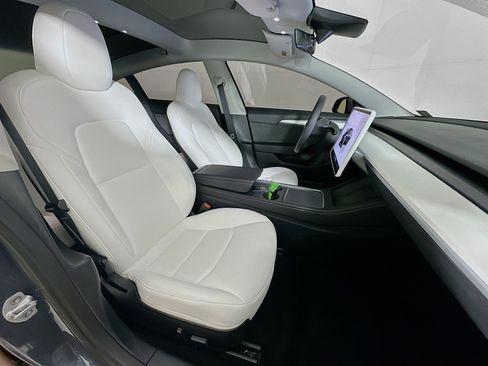 Used 2023 Tesla Model 3 Standard Range RWD image 30