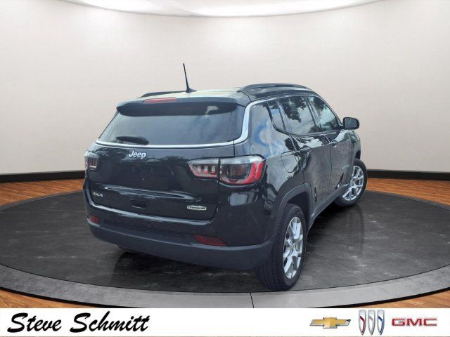 Used 2022 Jeep Compass Latitude AWD/4WD image 23
