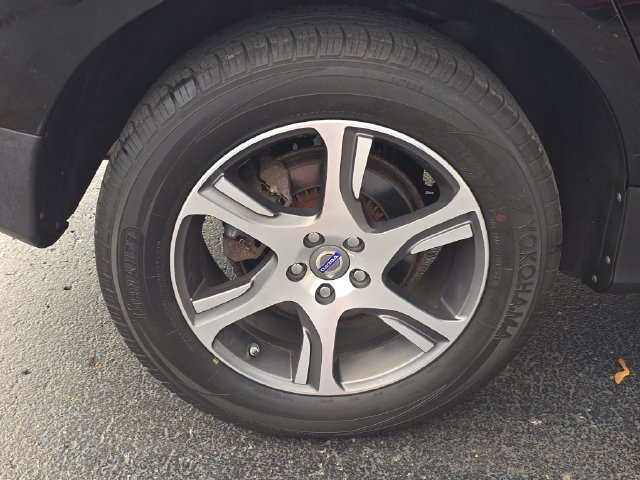 Used 2012 Volvo XC60 T6 R-Design AWD/4WD image 28