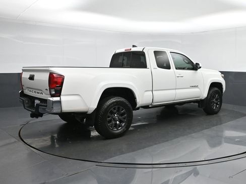 Used 2021 Toyota Tacoma SR5 image 7