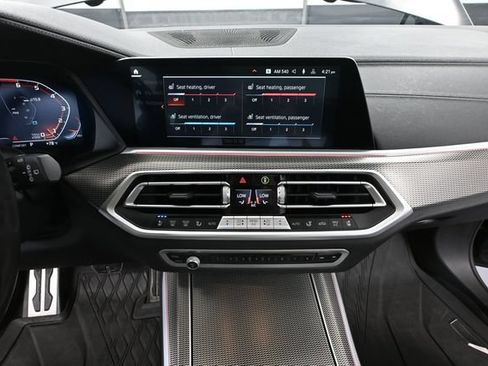 Used 2022 BMW X5 M50i AWD/4WD image 37