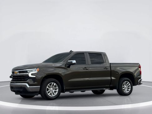 Used 2023 Chevrolet Silverado 1500 LT w/ Convenience Package II RWD image 2