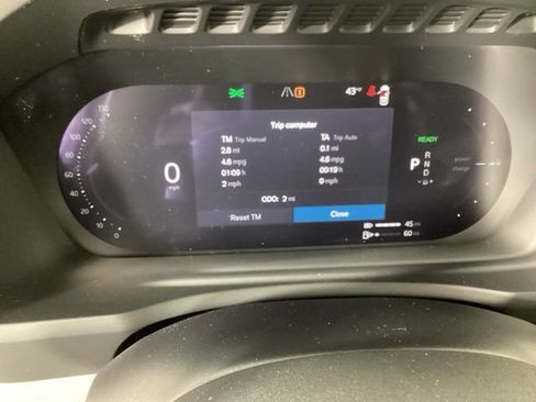 New 2026 Volvo XC90 T8 Plus w/ Protection Package Premier image 33