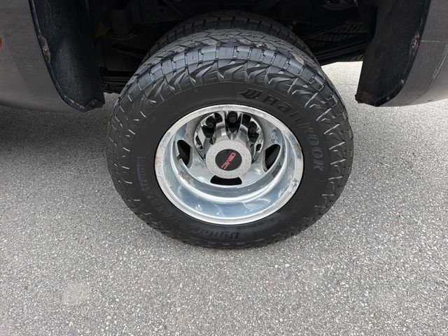 Used 2018 GMC Sierra 3500 Denali w/ Duramax Plus Package AWD/4WD image 32