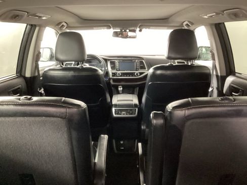 Used 2016 Toyota Highlander Limited Platinum AWD/4WD image 25