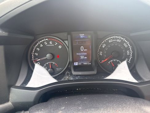 Used 2021 Toyota Tacoma SR image 8