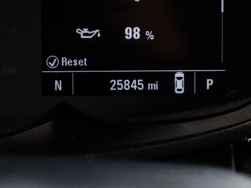 Used 2021 Chevrolet Trax LT image 21