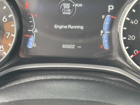 Used 2019 Jeep Compass Limited w/ Advanced Safety Group image 40