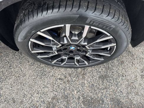 Used 2025 BMW X5 sDrive40i w/ M Sport Package RWD image 40
