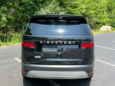 Used 2024 Land Rover Discovery S AWD/4WD image 4