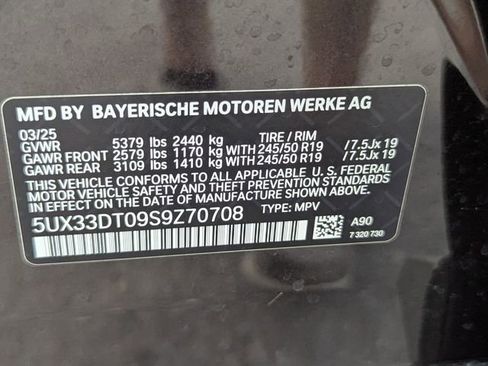 Certified 2025 BMW X4 xDrive30i image 38