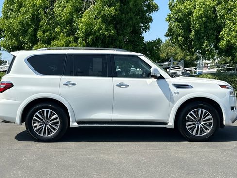 Certified 2022 Nissan Armada SV w/ SV Appearance Package image 3