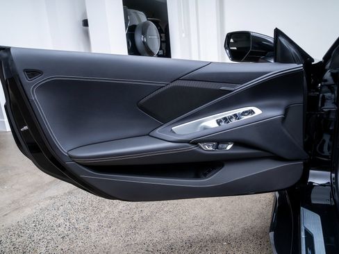 Used 2024 Chevrolet Corvette Z06 RWD image 21